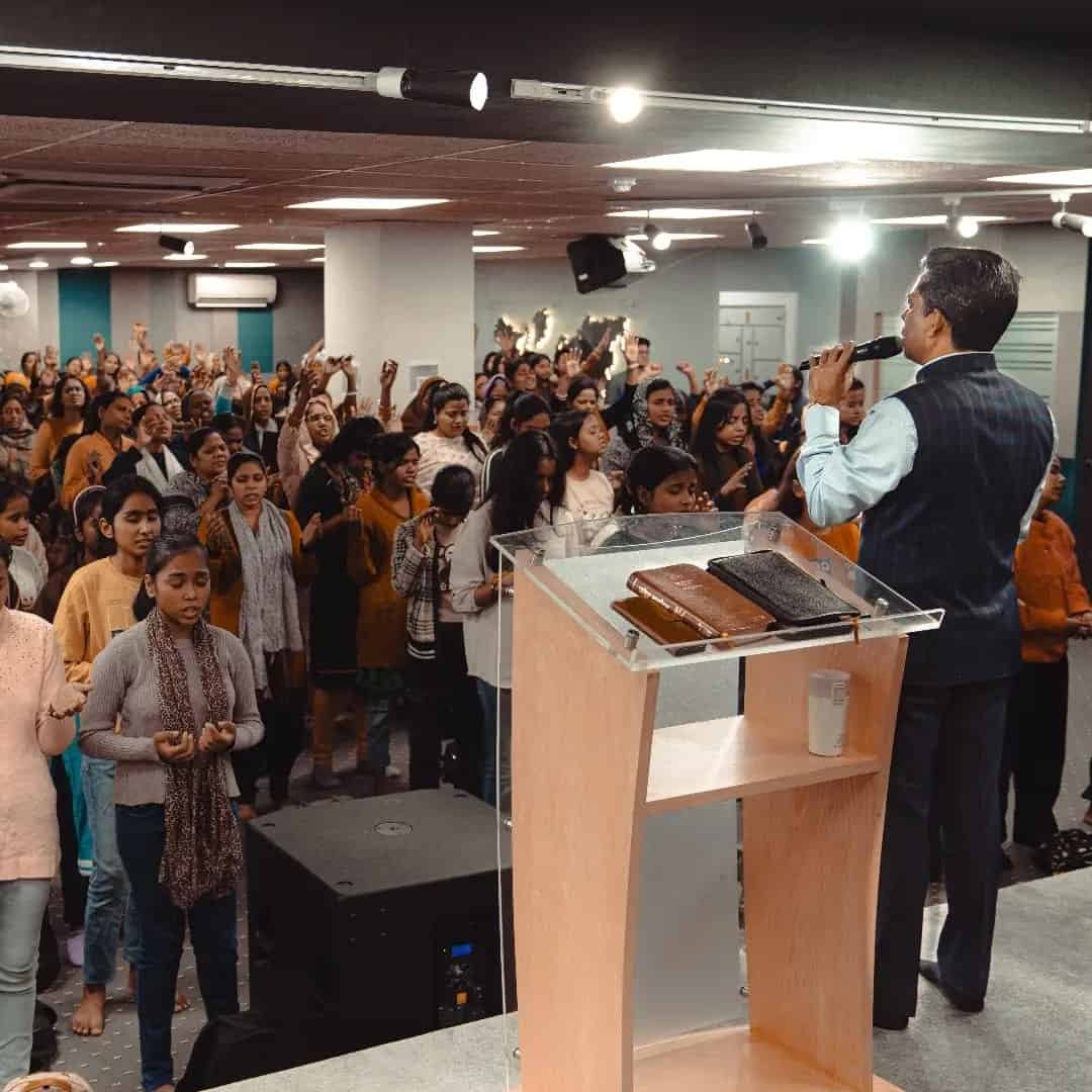 Pastor Chandy Church Preaching